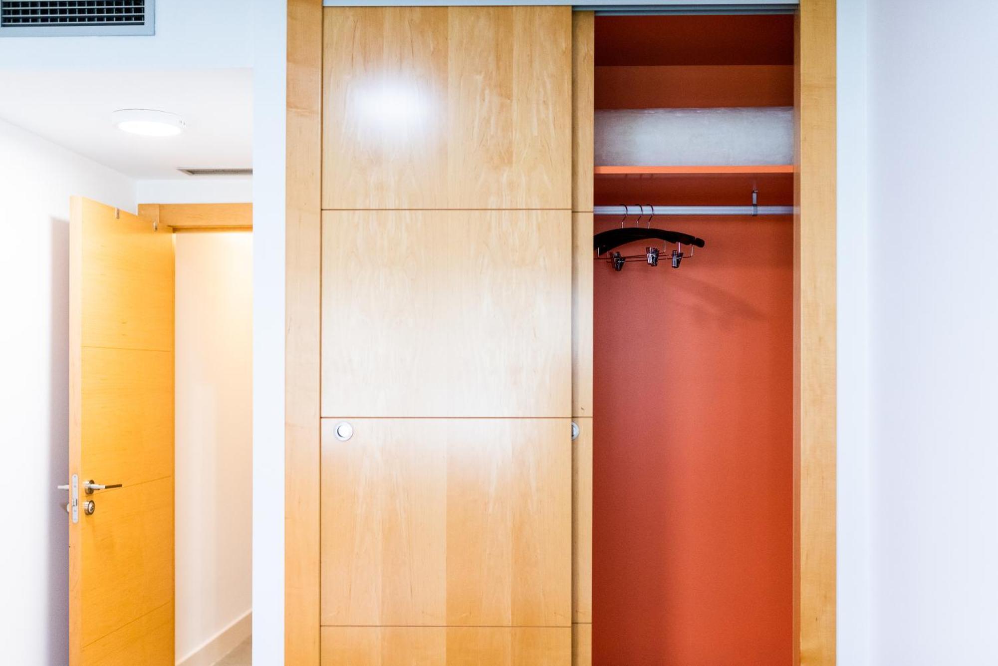 Tuguest Avenida De La Investigacion - Free Parking Apartman Granada Kültér fotó