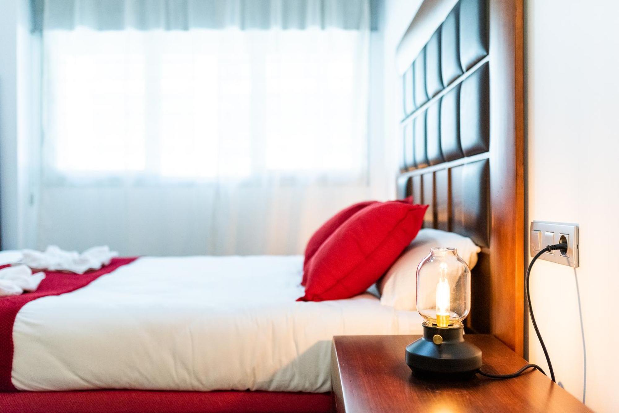 Tuguest Avenida De La Investigacion - Free Parking Apartman Granada Kültér fotó